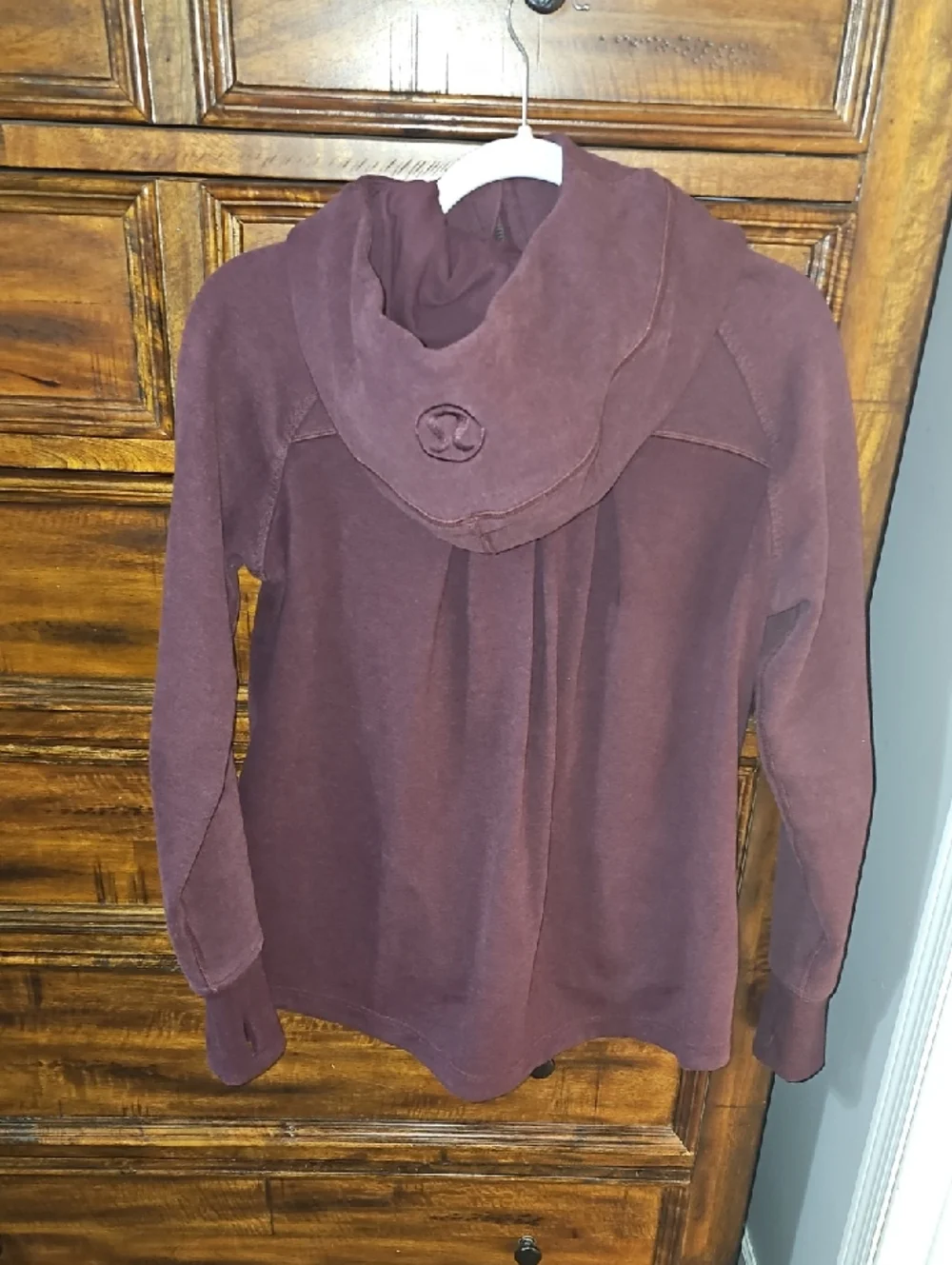 Lululemon Scubq Full Zip Hoodie, Sz 6! P2P Is 19